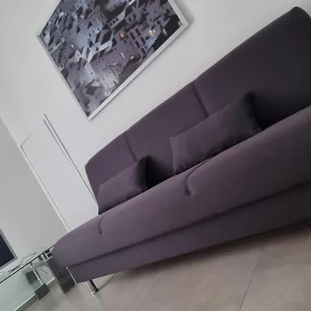 Mercato 11 Apartment *
